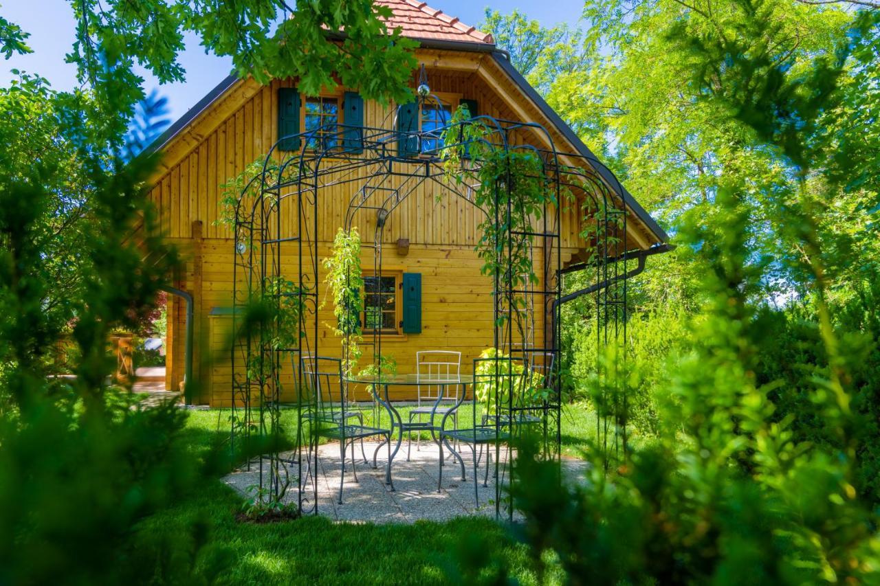 Chalet Haloze Pristava Exteriér fotografie